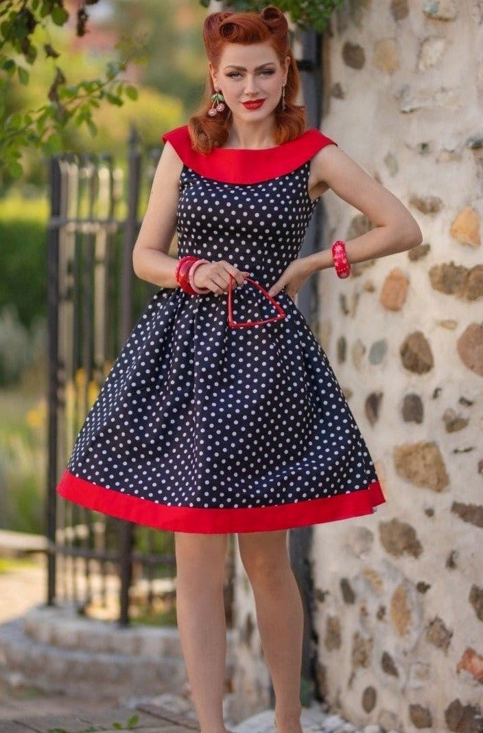 Polka dot retro shop