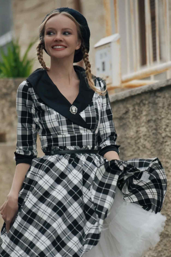 black and white coat dress Tiffany 50's Tartan by Dolly Dotty pcat-324 Size:FR40 - US8 - UK12 white graphic floral print me 🤝🏻 a little