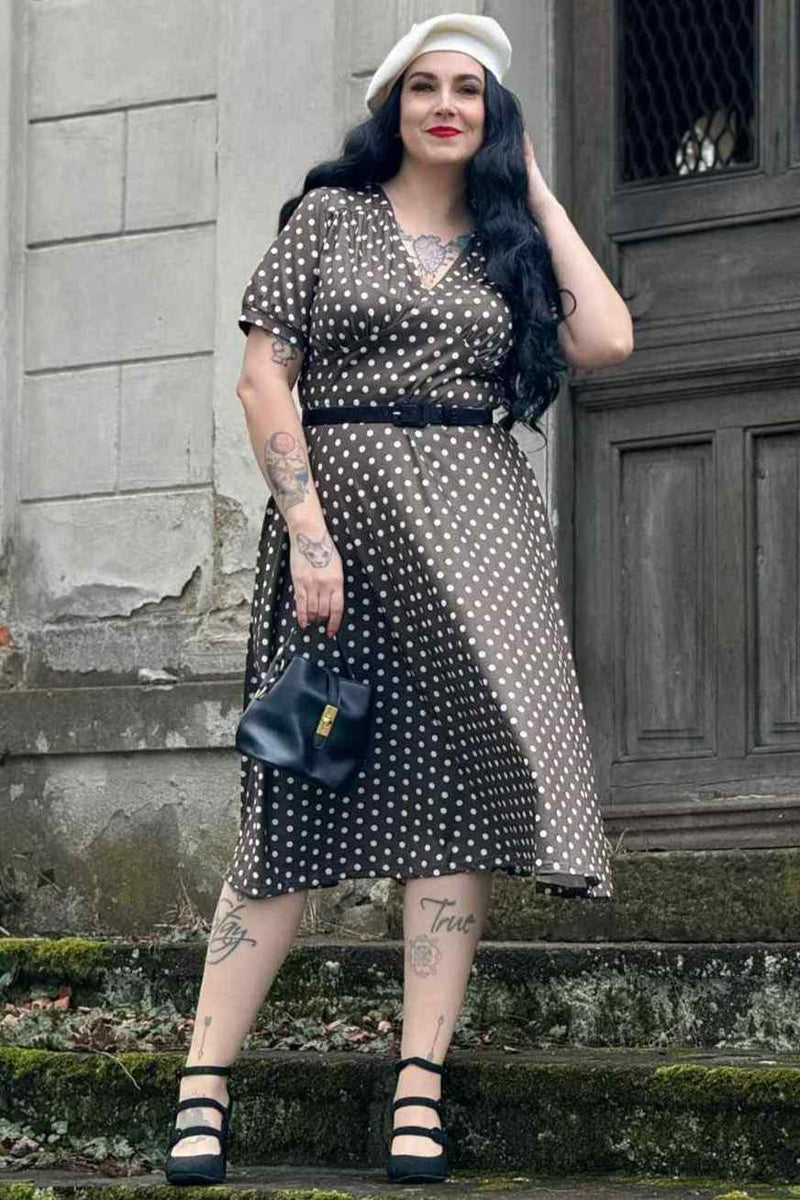Pretty Woman inspired 50s Style Brown Polka Dot Day Dress Pretty Woman inspired 50s Style Brown Polka Dot Day Dress