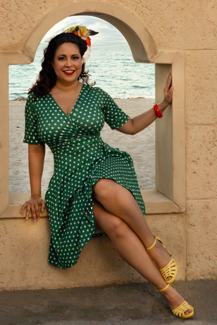 Stylish & Casual Green Polka Dot Wrap Dress for Every Occasion