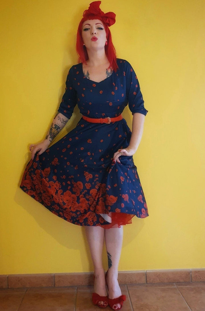Scarlette Sleeved Midi Dress in Navy Blue/Red Poppy Print
