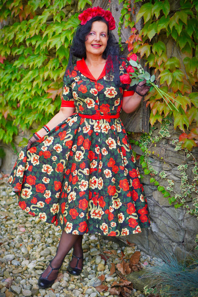 Plus Size Vintage Dresses and Clothing by Dolly and Dotty