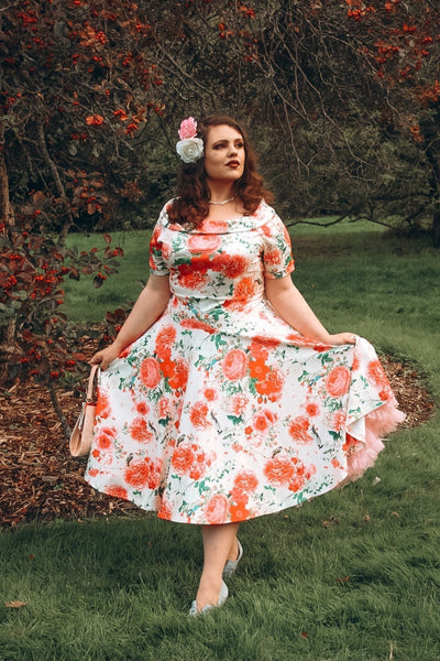 loisjelise wearing Vintage Peony Floral Tea Dress In White & Pink