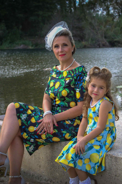 Mum and daughter in lemon dresses