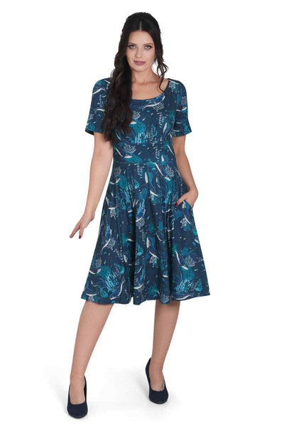 Model wearing Blue Whale Print Sleeved Dress