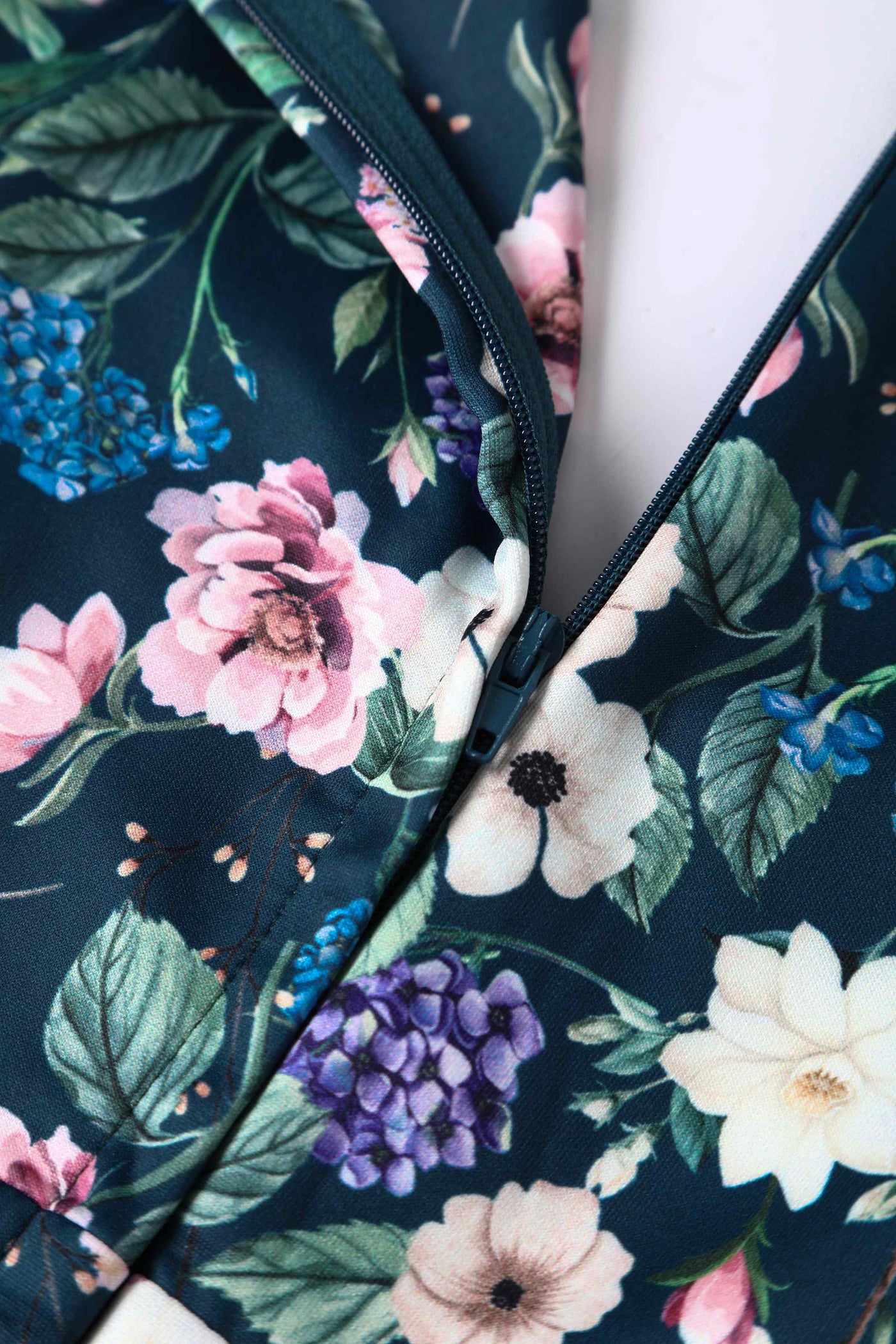 Hydrangea flower print in dark green swing dress