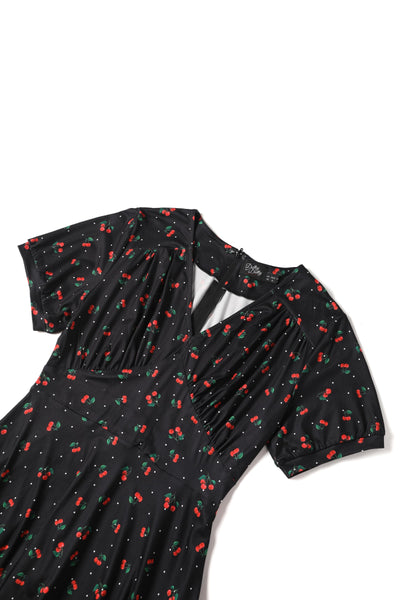 julia black cherry 50s style puff sleeved dress bodice close up