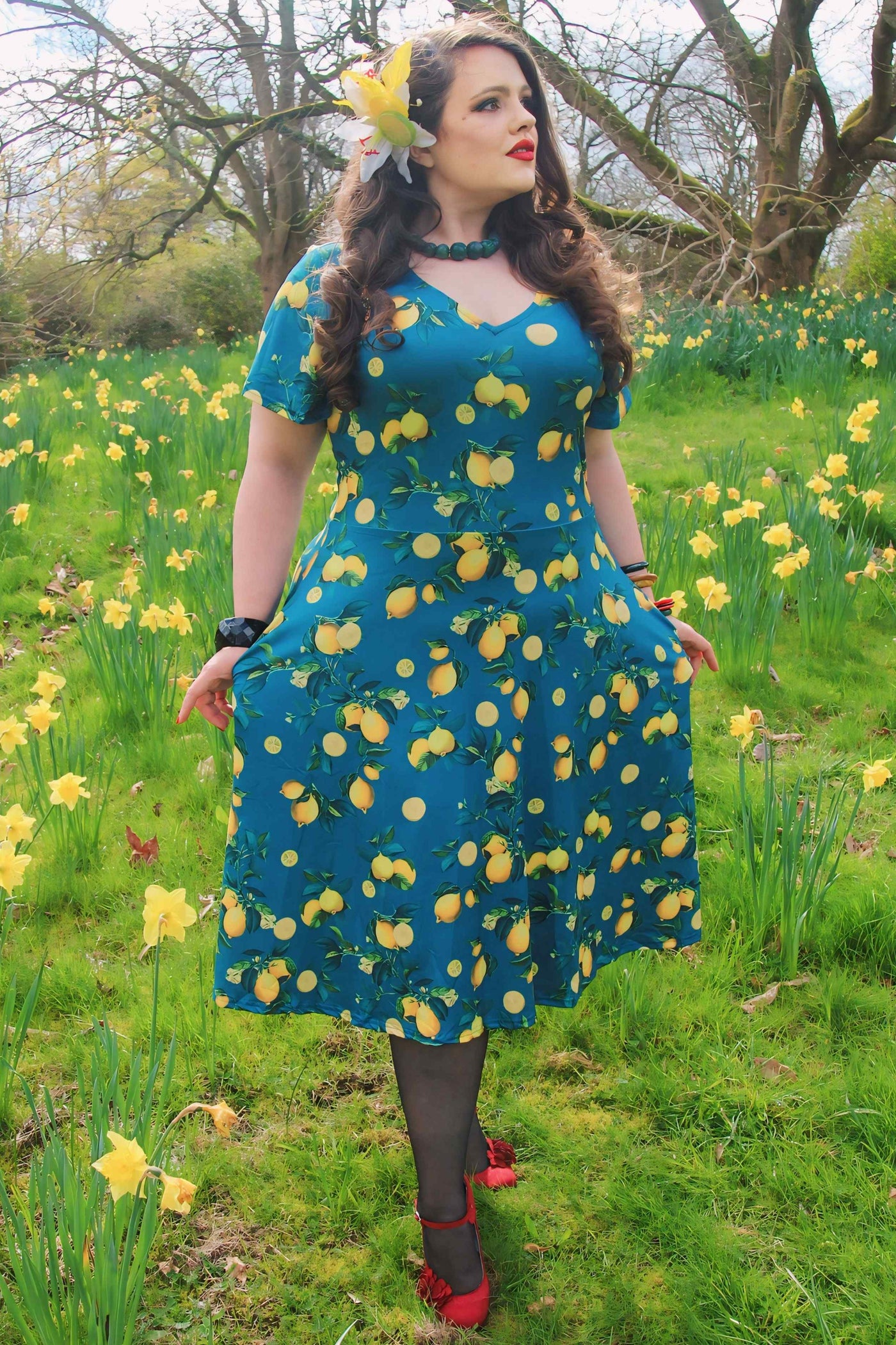  Short Sleeved Tea Dress in Teal Blue Lemon Print