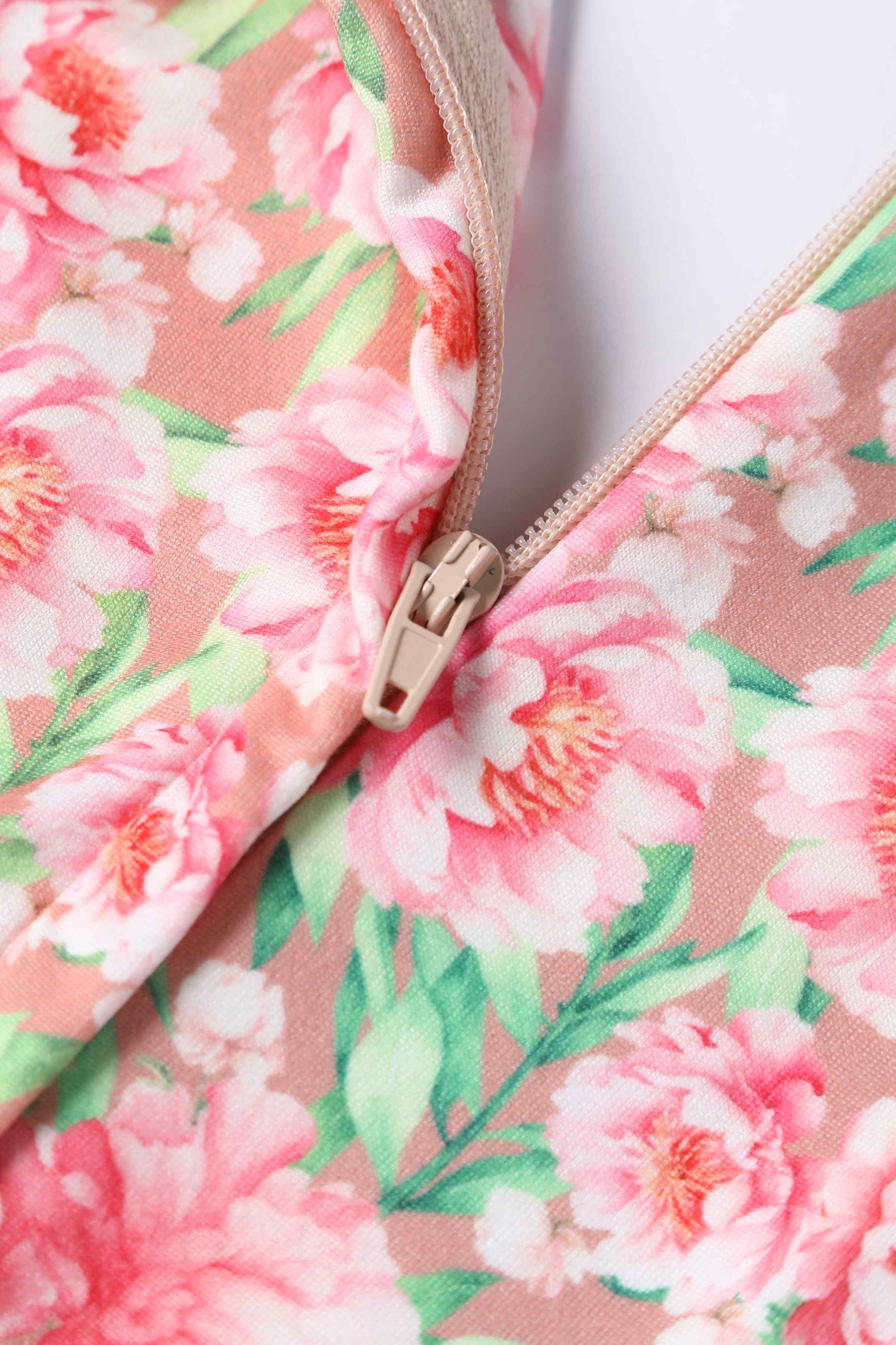 Close up View of Pink Floral Casual Short Sleeved Dress