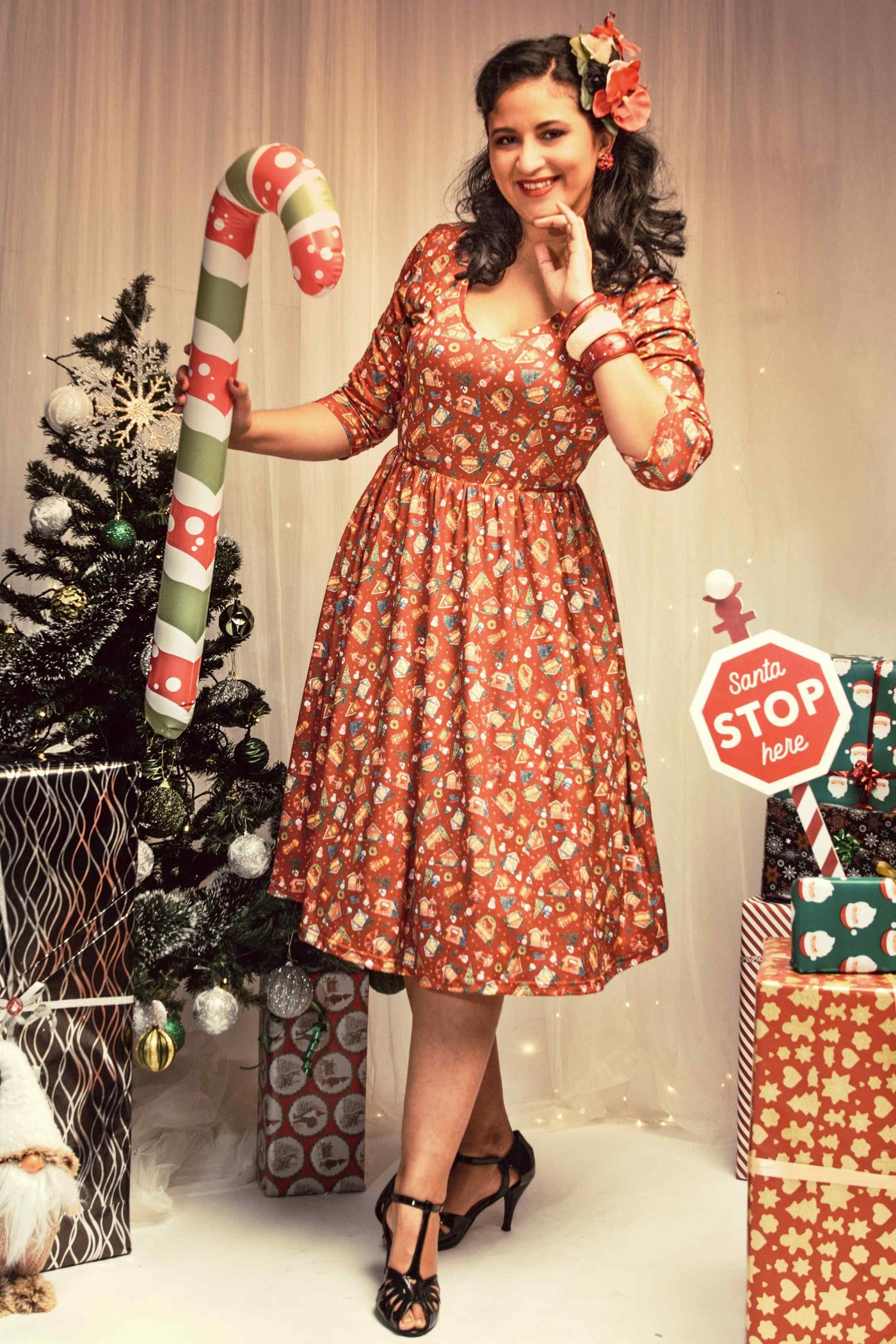Billie Red Christmas Fair Long Sleeved Dress