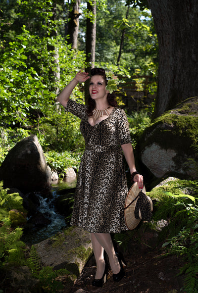 Matilda Retro Leopard Print Casual Wrap Dress