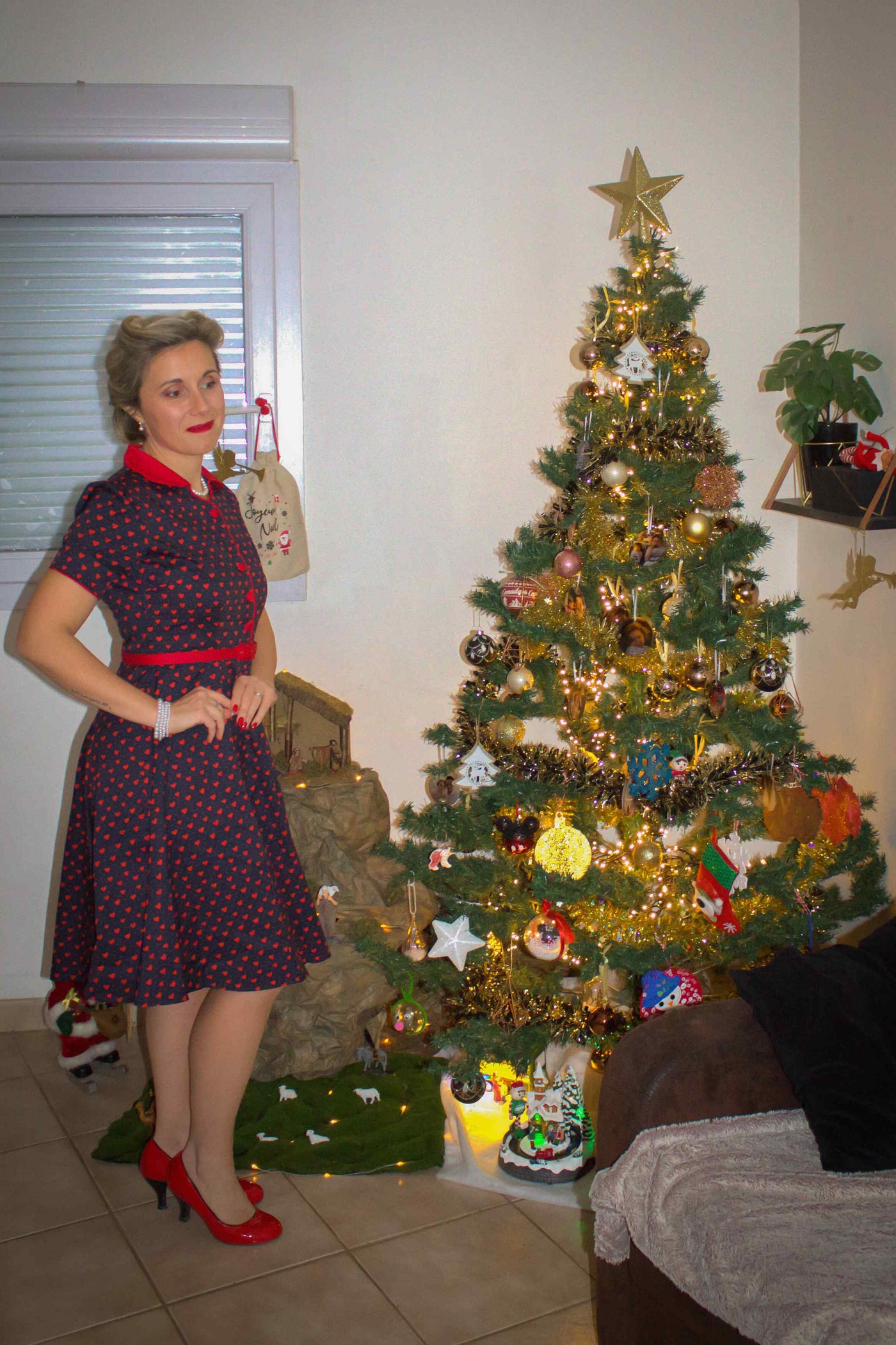 A model wearing Rockabilly Heart Shirt Dress