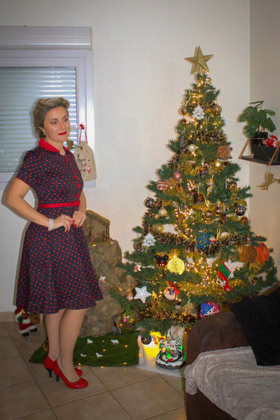 A model wearing Rockabilly Heart Shirt Dress