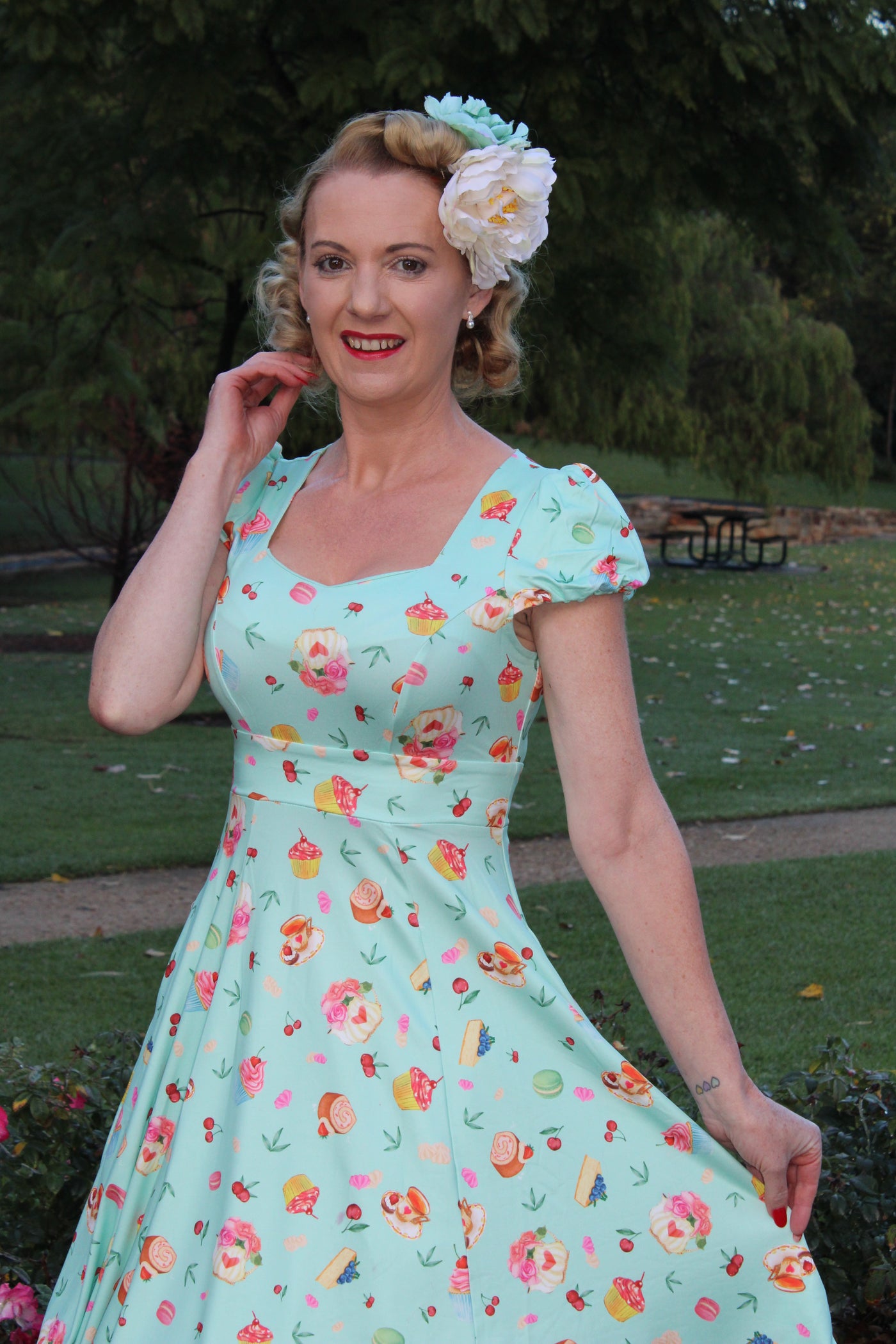 Pastel tea dress 2025