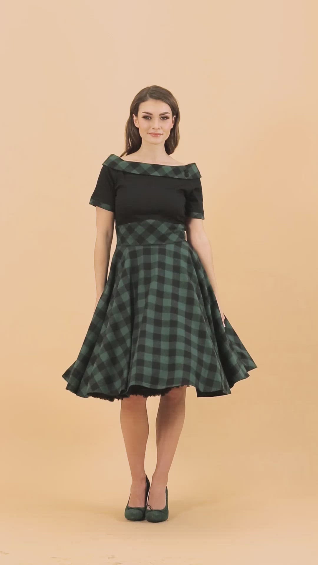 1950s Retro Off Shoulder Swing Dress in Black and Green Tartan
