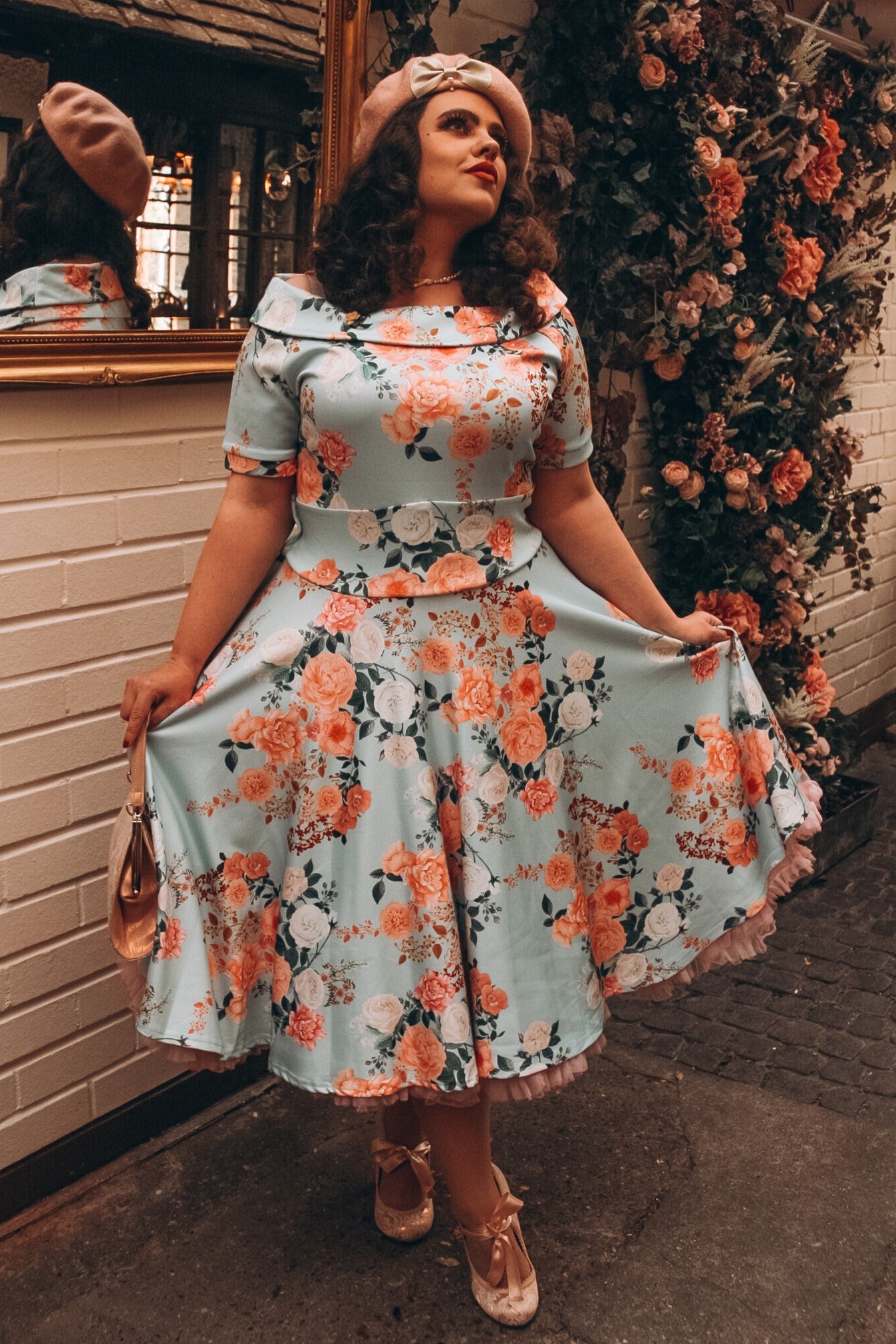 Woman's 50s Floral Off Shoulder Dress In Mint