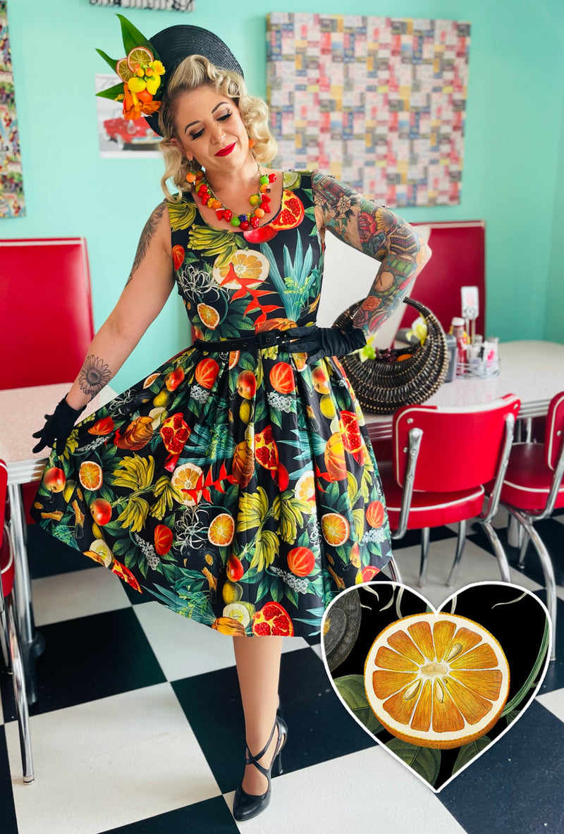 Amanda Black Tropical Fruits Print Pleated Dress Amanda Black Tropical Fruits Print Pleated Dress