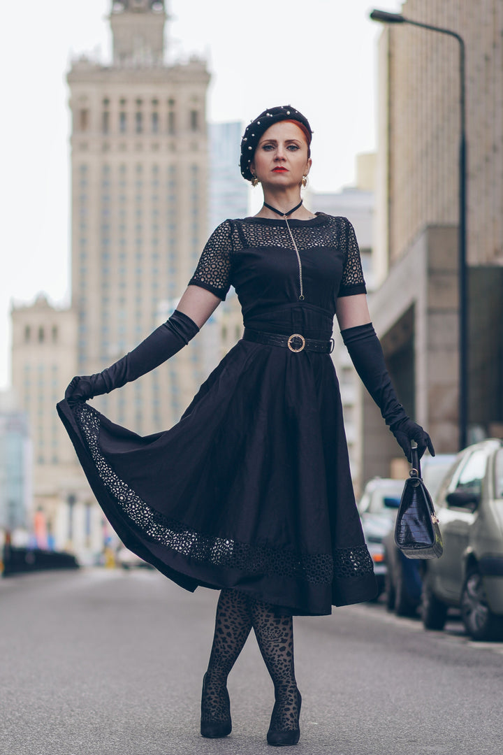 Tess Sleeved Formal Lace Dress in Black