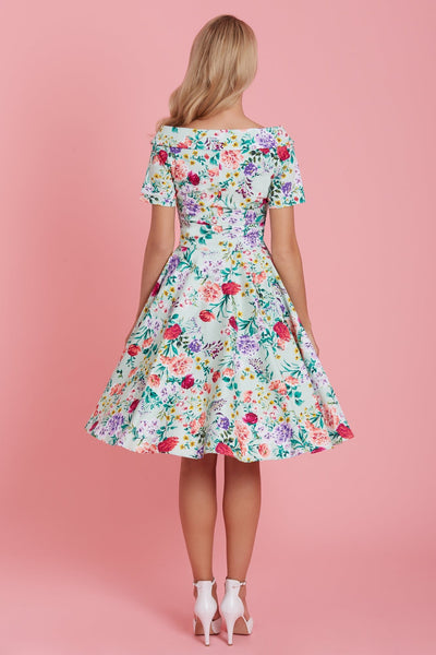 Woman's Floral Roses Swing Dress in Green