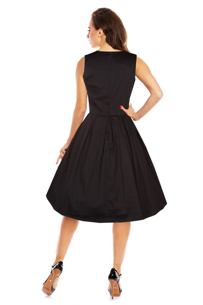 Stylish 50's Retro Swing Dress With Pockets in Plain Black