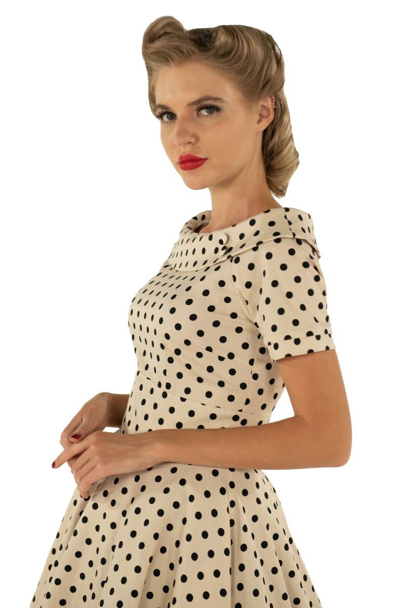 Polka dot dress beige outlet