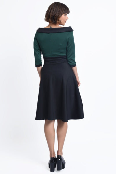 Deborah Flattering Long Sleeves Swing Tea Dress Green & Black