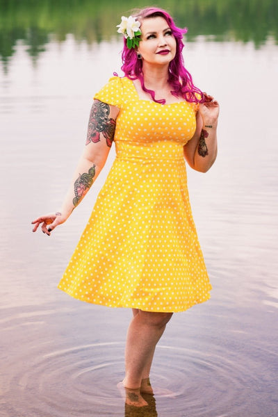 Woman's Flirty Fifties Style Dress in Yellow