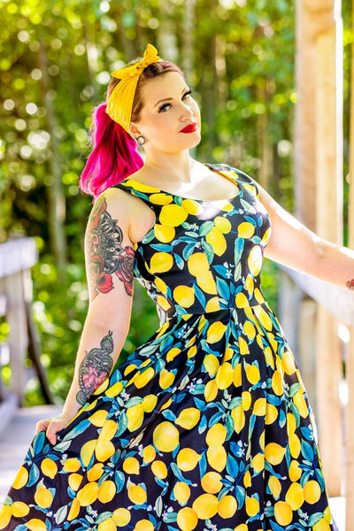 Amanda Vintage Flared Dress in Black Yellow Lemon Print 8